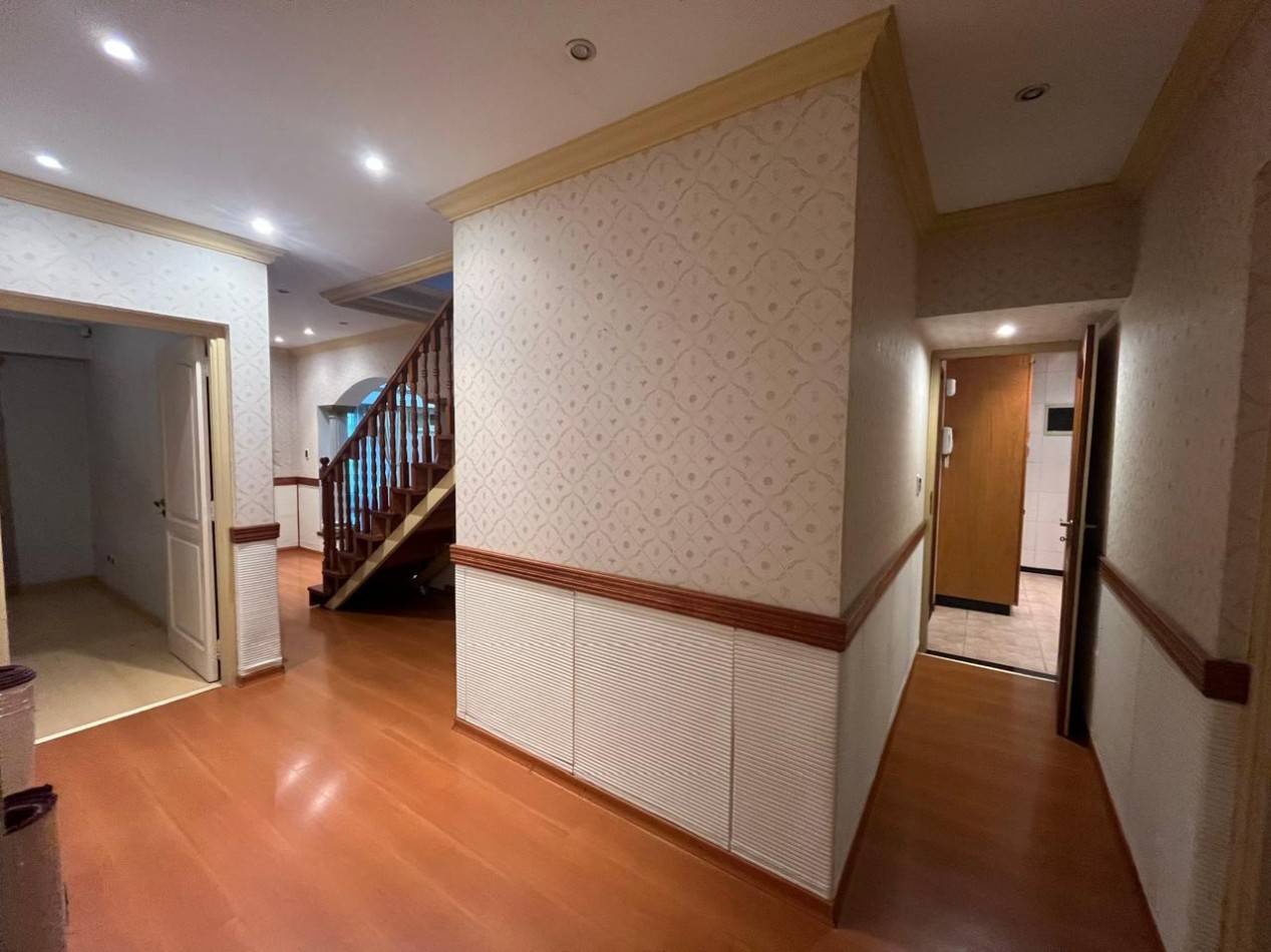 Chalet en Olivos: 6 ambiente en venta