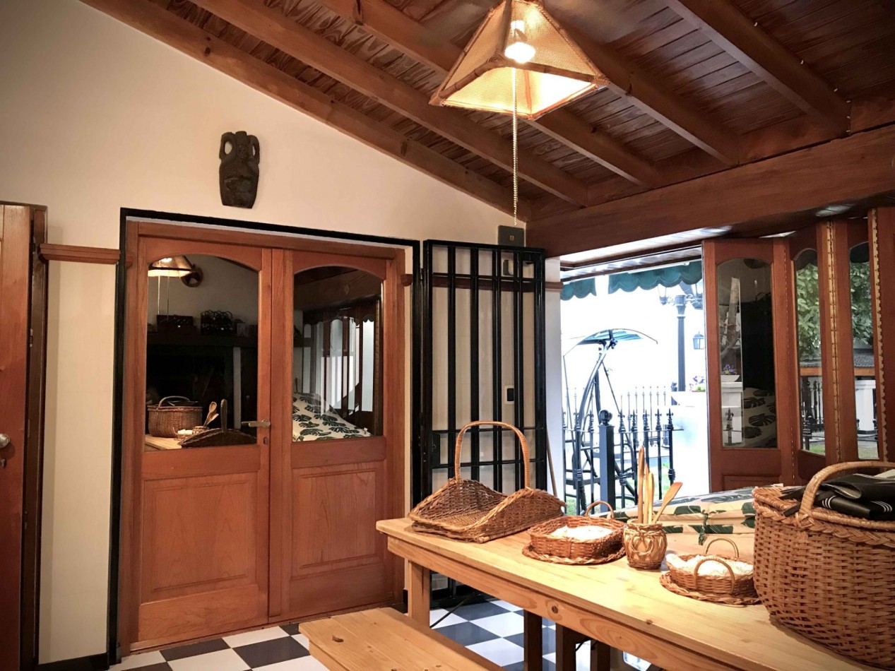 Chalet en Olivos: 6 ambiente en venta