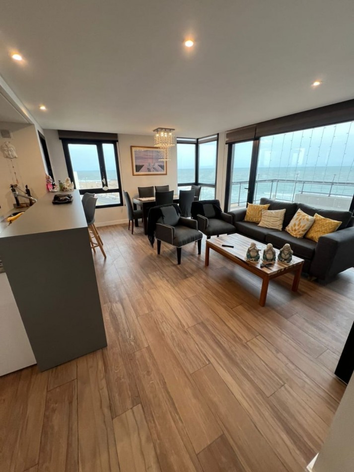 3 ambientes vista al mar Mar del Plata en venta