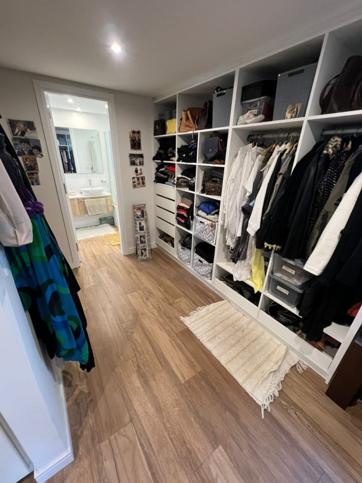 3 ambientes vista al mar Mar del Plata en venta