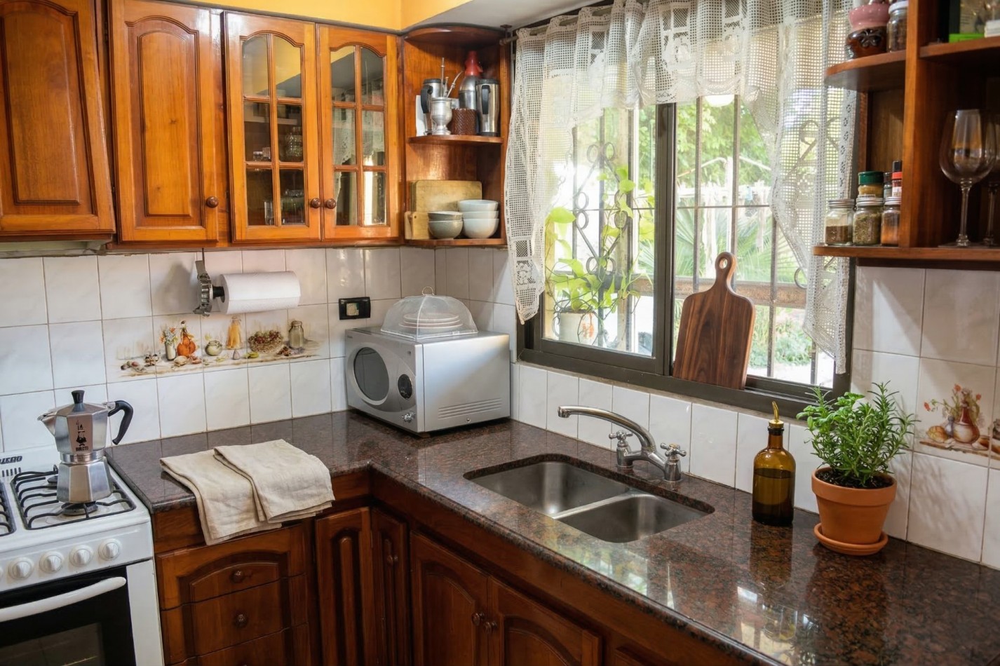 Casa de 5 ambientes Temperley en venta