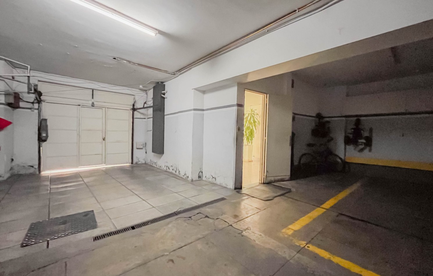 Piso 3 amb. con cochera Cañitas Av. Libertador 5000