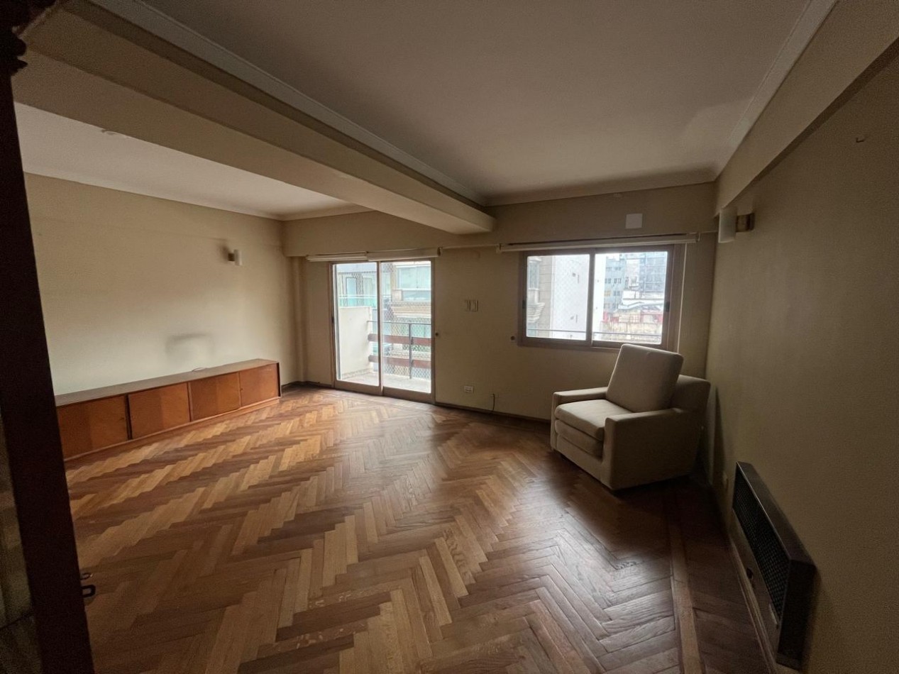 Piso 3 amb. con escritorio Belgrano R en venta Olazabal y Av. Cramer