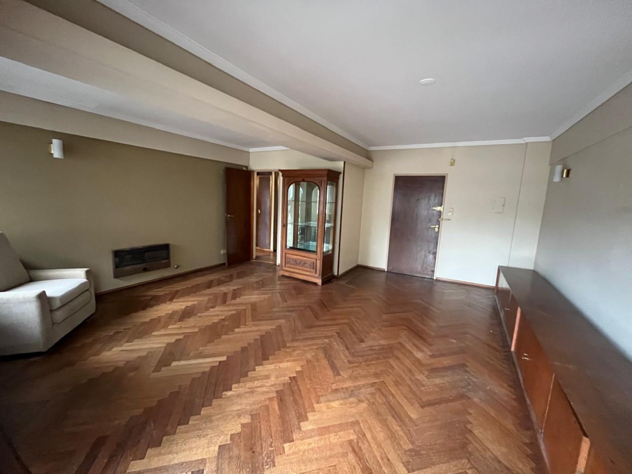 Piso 3 amb. con escritorio Belgrano R en venta Olazabal y Av. Cramer
