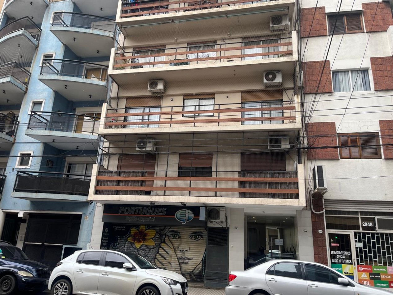 Piso 3 amb. con escritorio Belgrano R en venta Olazabal y Av. Cramer